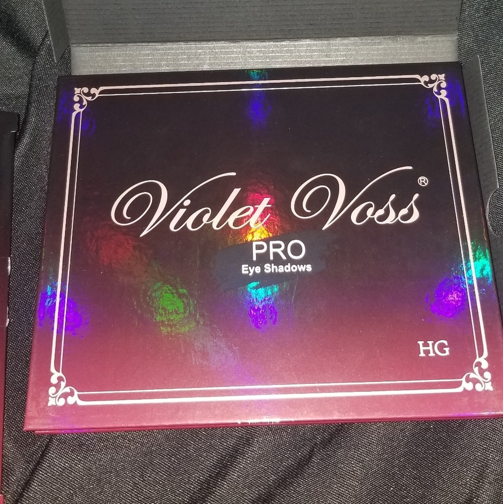Makeup pallet